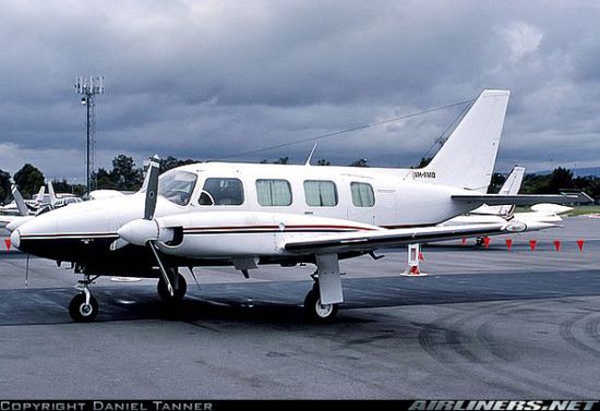 ����һ��Piper Navajo�ɻ�׹�� 11������