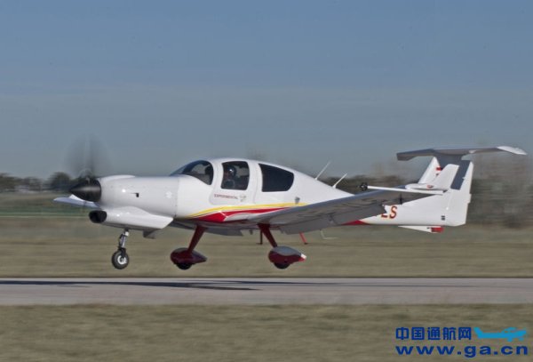 ��ʯȫ�µ��������������ɻ�DA50-JP7�׷�