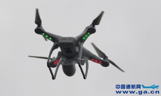 ��ŦԼ�Ͽշ��е�һ�����˻�����Ӱ��Mark Lennihan/AP