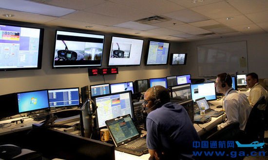 ����˾�з��ɻ������˸���ʻ