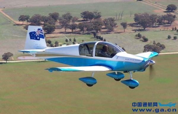 ����ʡ�ڰ��״ν��������˶��ɻ�