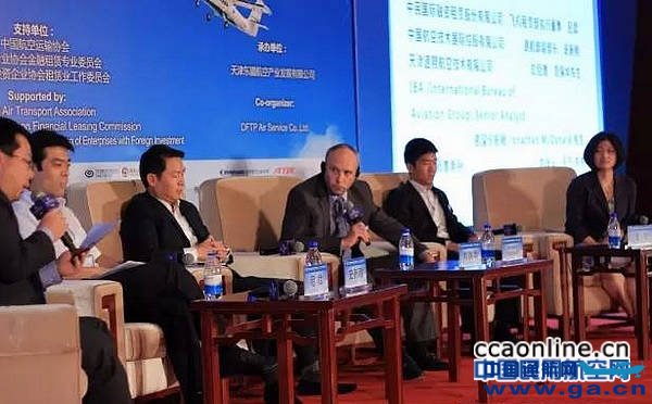 ceo%e8%ae%ba%e5%9d%9b%e7%85%a7%e7%89%87-%e9%a9%ac%e5%84%92%e5%a3%ae%e6%8b%8d%e6%91%84