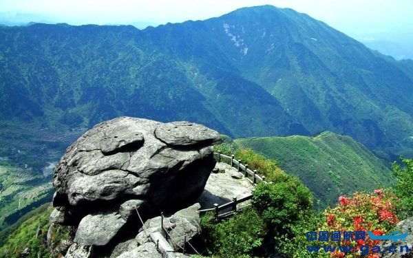 ���˽ڳ�ֱ����һ��"��"����ɽ����ͨ��������