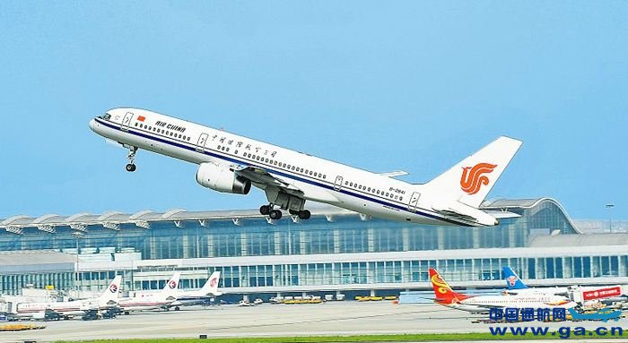 �ɶ�����15�������������˻����� 4���౸��